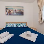 Apartment Adriana