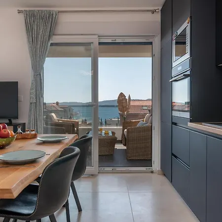 Adriana Apartment
